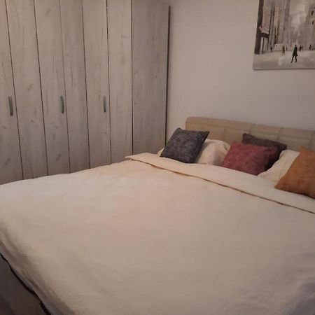 Dzoni Apartamento Saraievo Exterior foto