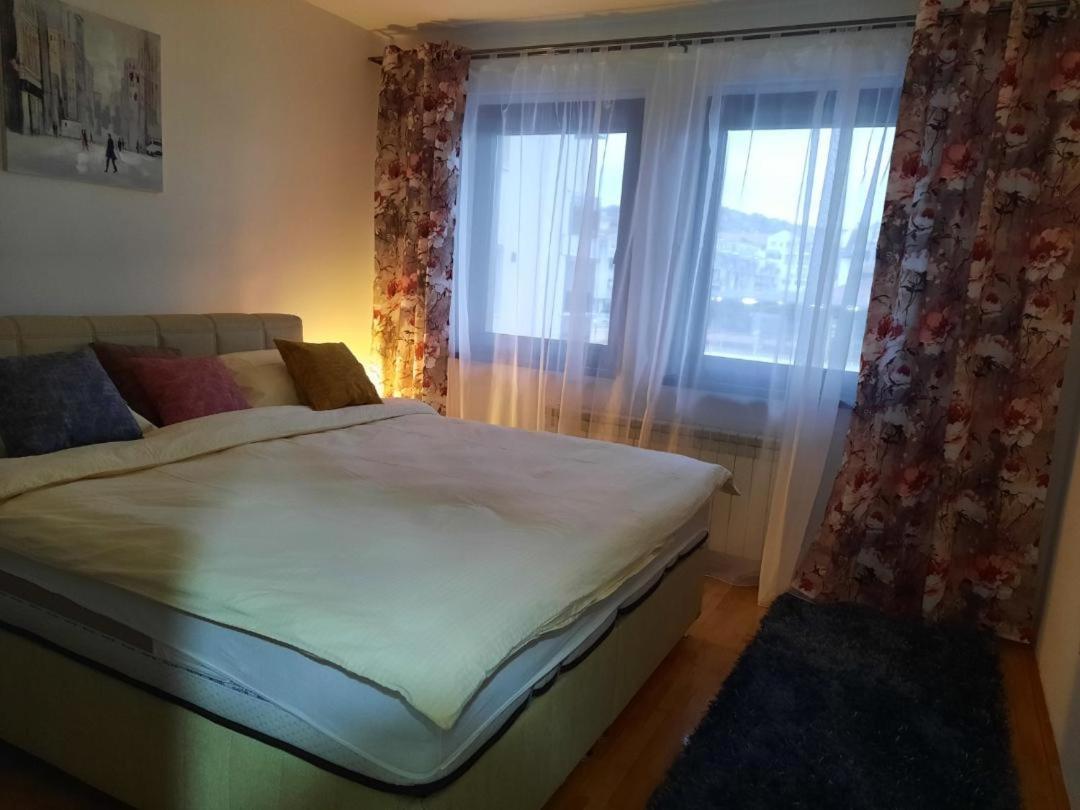 Dzoni Apartamento Saraievo Exterior foto