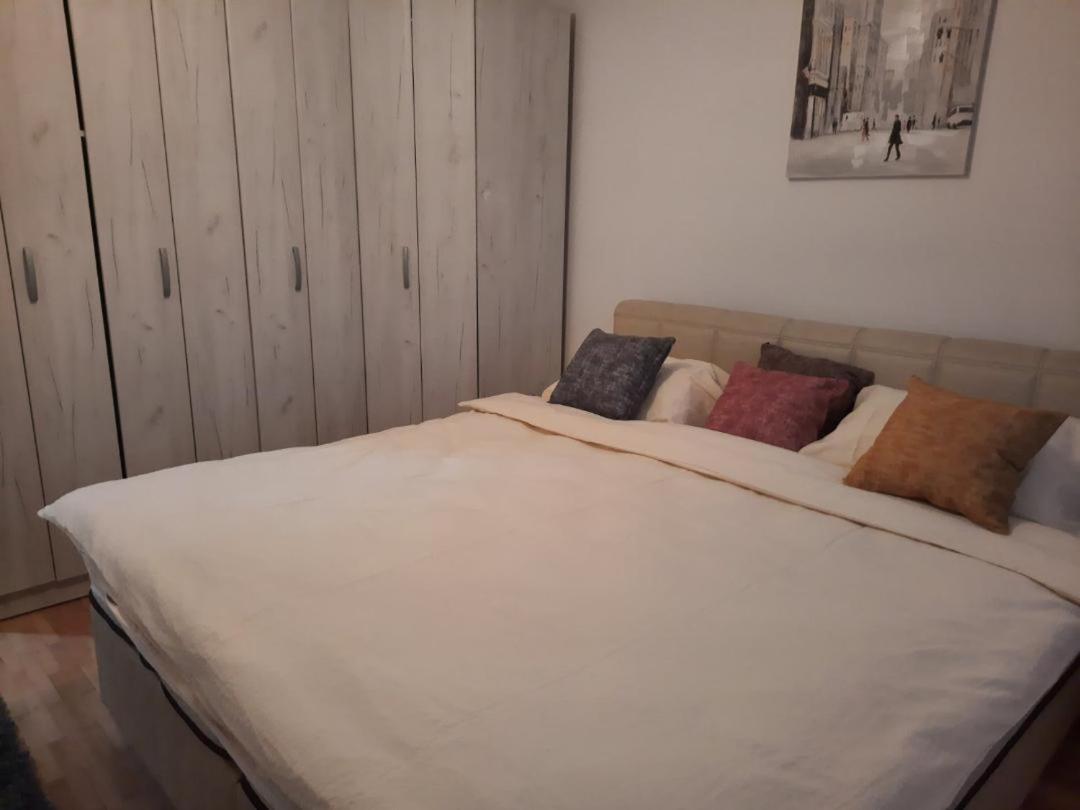 Dzoni Apartamento Saraievo Exterior foto